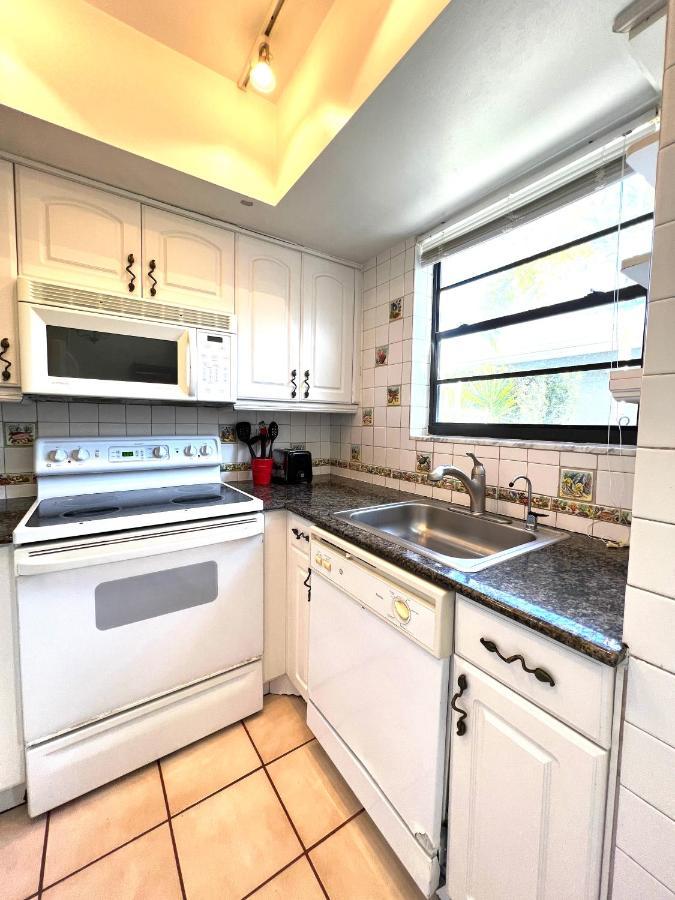 Great Location Condo 2 Min Walk From The Beach Fort Lauderdale Kültér fotó